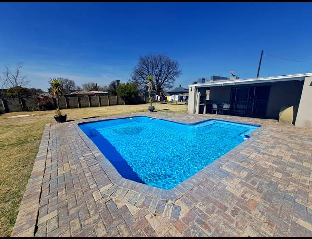 3 BEDROOM HOUSE FOR SALE IN DUNCANVILLE